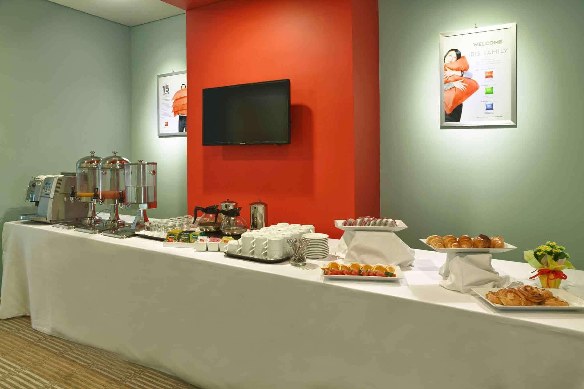 Khách sạn Ibis Saigon South 3*