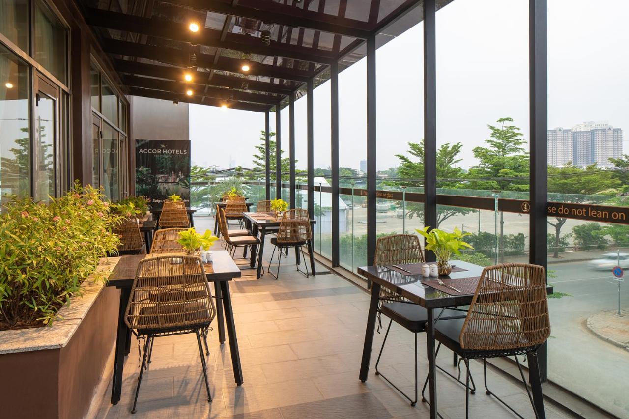 Ibis Saigon South Khách sạn