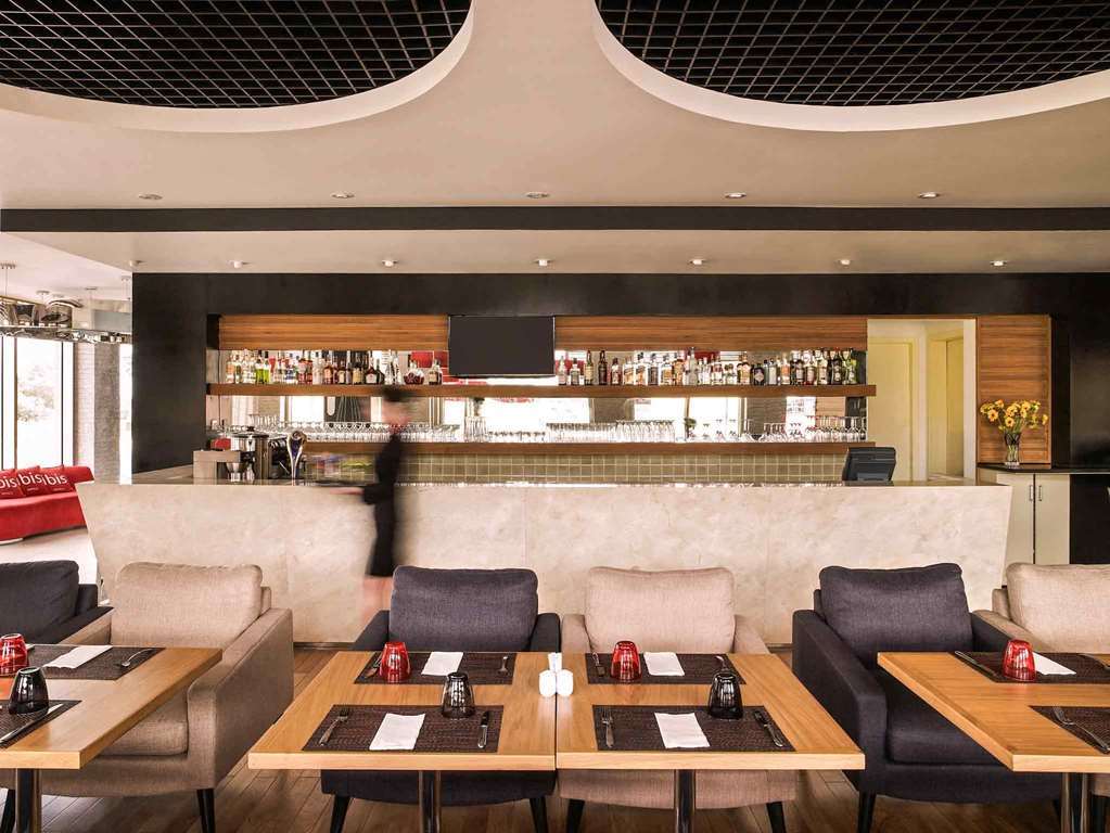 Khách sạn Ibis Saigon South 3*