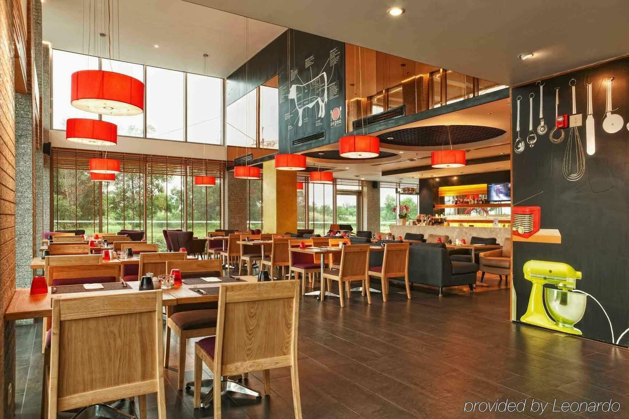 Khách sạn Ibis Saigon South TP. Hồ Chí Minh